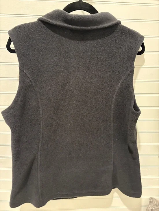 Columbia Dark Gray Fleece Vest - Zip Front - Picture 6 of 7